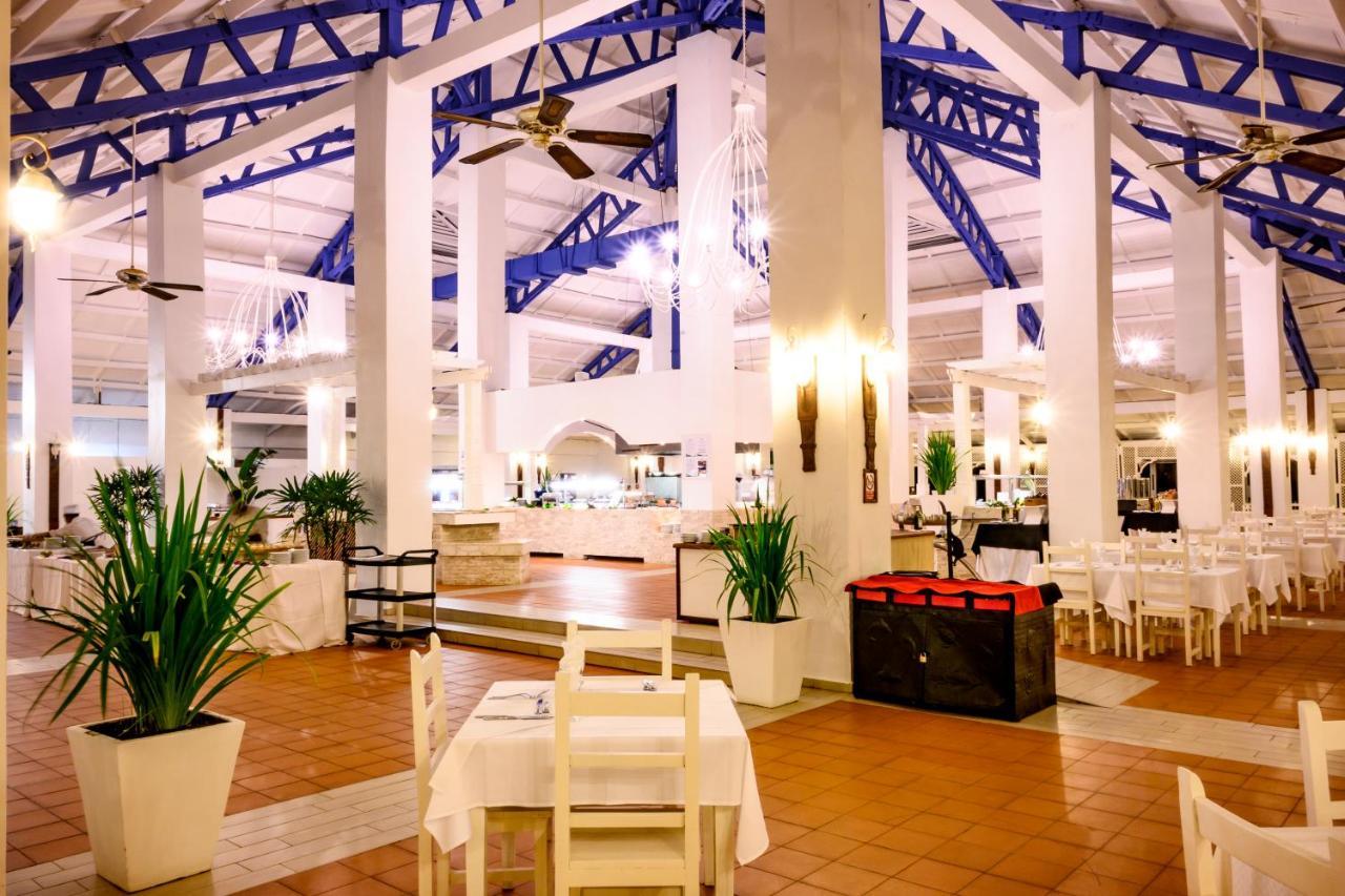 Andilana Beach Resort 外观 照片