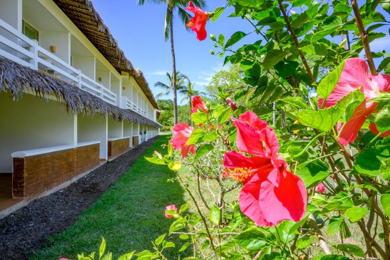 Andilana Beach Resort 外观 照片